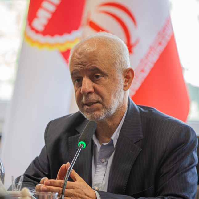 مدیرعامل هلدینگ اقتصادی و خودکفایی آزادگان: تصمیم‌های امروز باید منافع پایدار سهامداران را در دوران پساجنگ تضمین کند